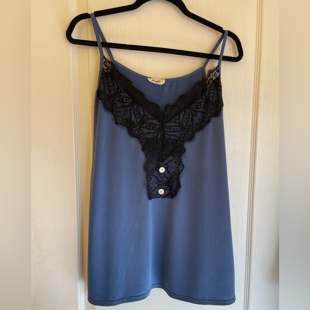 Beautiful black lace top size medium